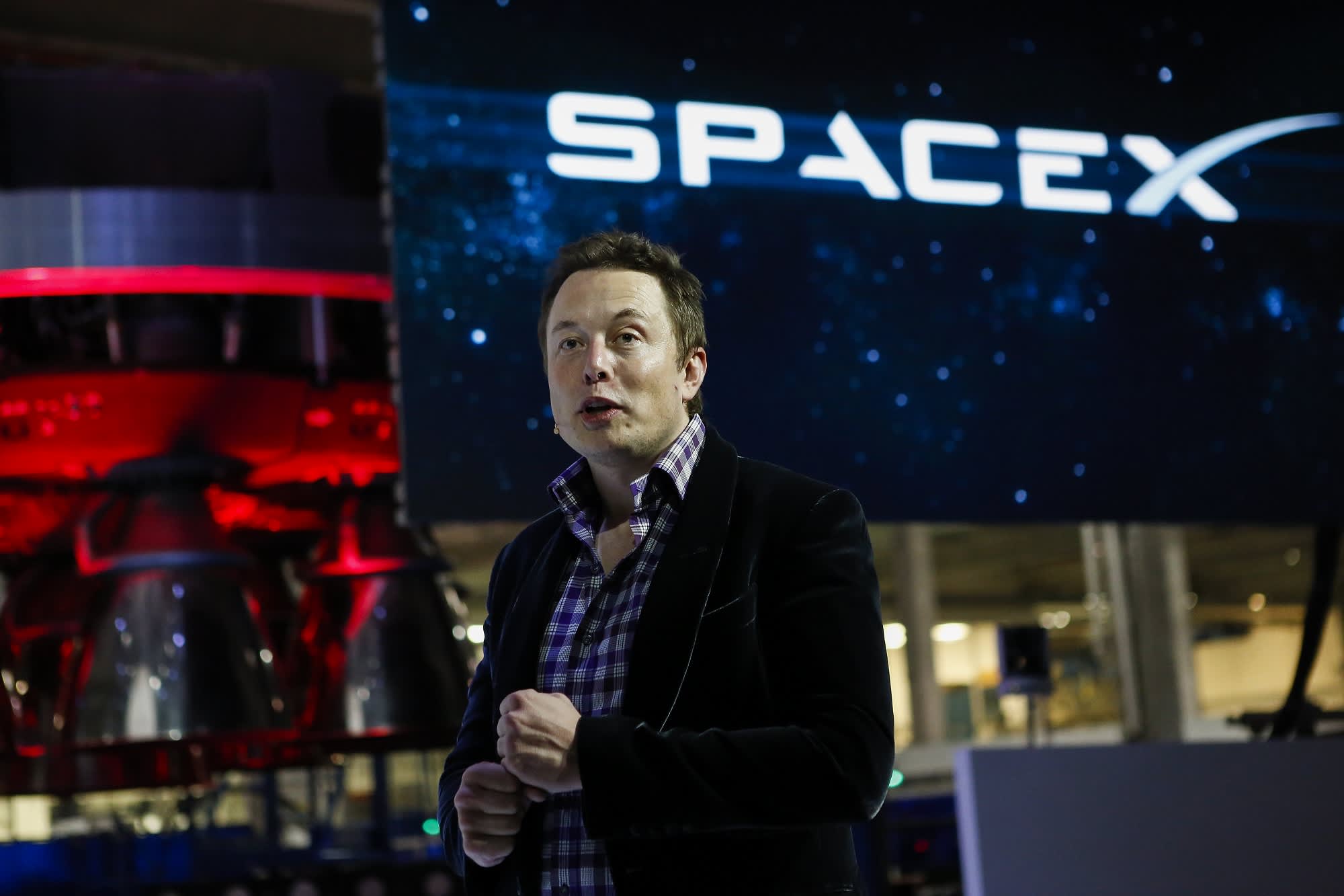 Elon Musk Shuts Down Starlink IPO Rumors